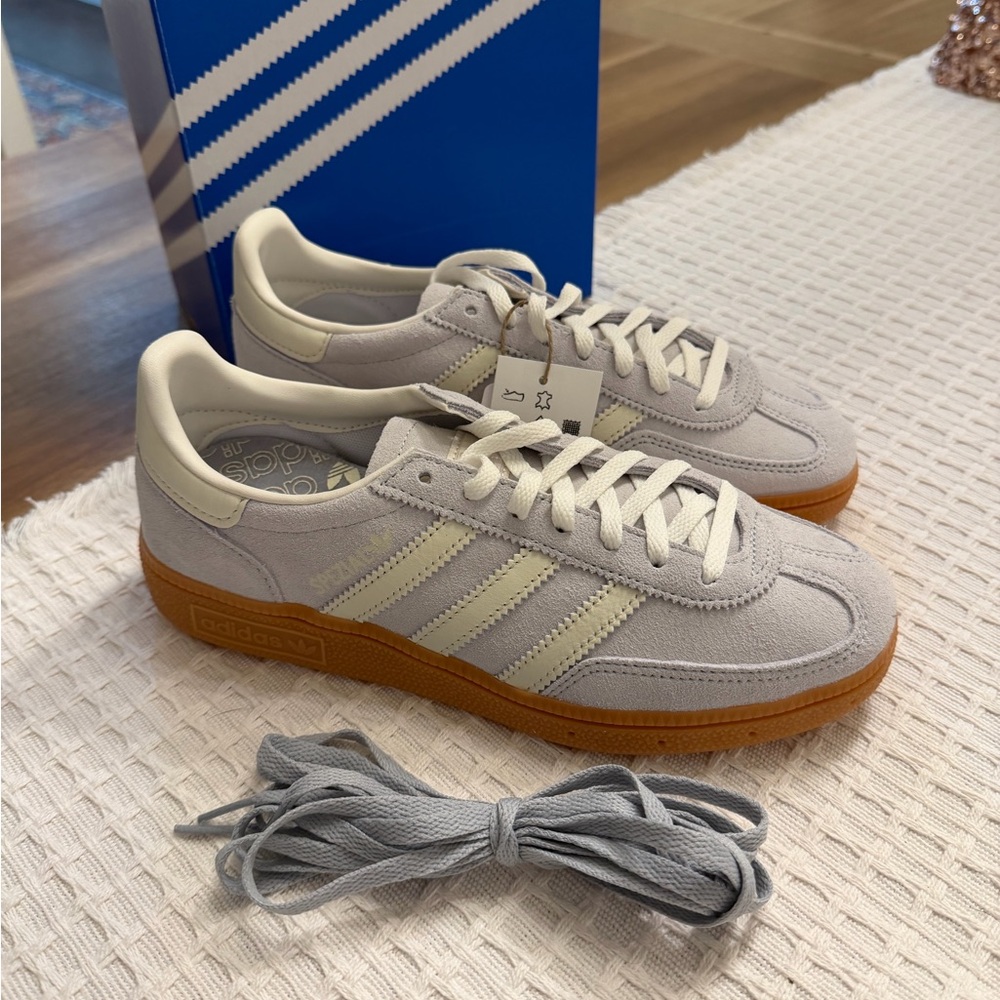 adidas Handball Spezial W Wonder Silver / Off White / Gum - Picture 9 of 11